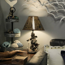 Charger l'image dans la galerie, Lampe de table Pirate Skeleton de 21 pouces avec abat-jour Treasure Map