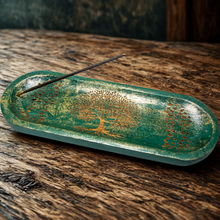 Charger l'image dans la galerie, BRULE ENCENS en BOIS OVAL ARBRE DE VIE 4″X11″