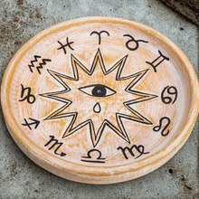 Charger l'image dans la galerie, BRÛLE ENCENS ROND -BLANC ZODIAQUE 4.75″DIA