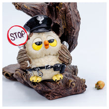 Charger l'image dans la galerie, Figurine Hibou brigadier