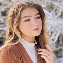 Charger l'image dans la galerie, ''Devotion''