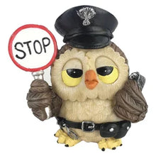 Charger l'image dans la galerie, Figurine Hibou brigadier