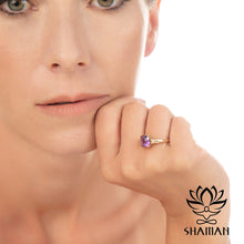 Charger l'image dans la galerie, Bague En Or Jaune 10 Carats Améthyste Et Diamants Bagues