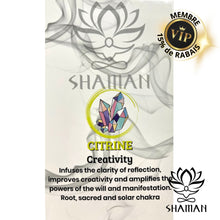 Charger l'image dans la galerie, Citrine En Pointe De Diamant Sur Cordelette Pendentifs Shaman
