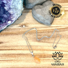 Charger l'image dans la galerie, Cornaline En Pointe De Diamant Sur Chaine Pendentifs Shaman