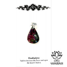 Charger l'image dans la galerie, Eudialyte H 2 8 Cm X L 1 5 Pendentif Pierre