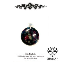 Charger l'image dans la galerie, Eudialyte H 3 1 Cm X L 2 6 Pendentif Pierre