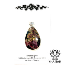 Charger l'image dans la galerie, Eudialyte H 3 7 Cm X L 2 Pendentif Pierre