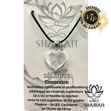 Charger l'image dans la galerie, Sélénite Coeur Sur Cordelette Pendentifs Shaman