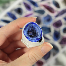 Charger l'image dans la galerie, Géode d'Agate Colorée
