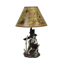 Charger l&#39;image dans la galerie, Lampe de table Pirate Skeleton de 21 pouces avec abat-jour Treasure Map
