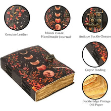Charger l&#39;image dans la galerie, Carnet en cuir vierge vintage avec impression de lune
