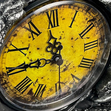 Charger l&#39;image dans la galerie, Horloge de cheminée antique à double dragon maléfique pour table ou bureau
