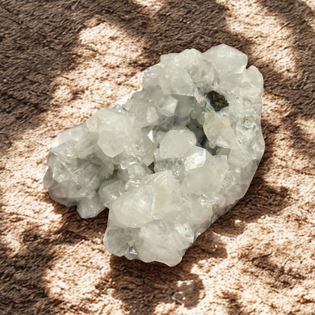 Apophyllite  (1)