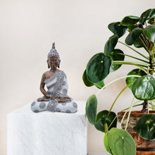 Charger l&#39;image dans la galerie, Statue de  Bouddha meditation foncé 5&quot;x3 1/4&quot;x7&quot;
