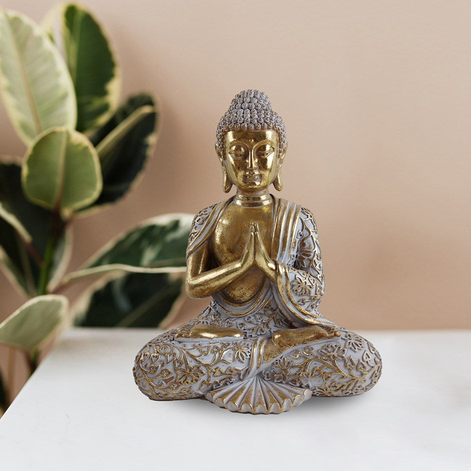 Statue de Bouddha en prière dorée  8