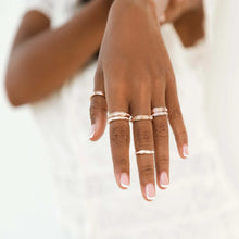 Charger l&#39;image dans la galerie, &#39;&#39;Prana&#39;&#39; RGV Or rose 14 K
