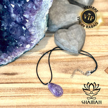 Charger l&#39;image dans la galerie, Lépidolite Forme Variée Sur Cordelette Pendentifs Shaman
